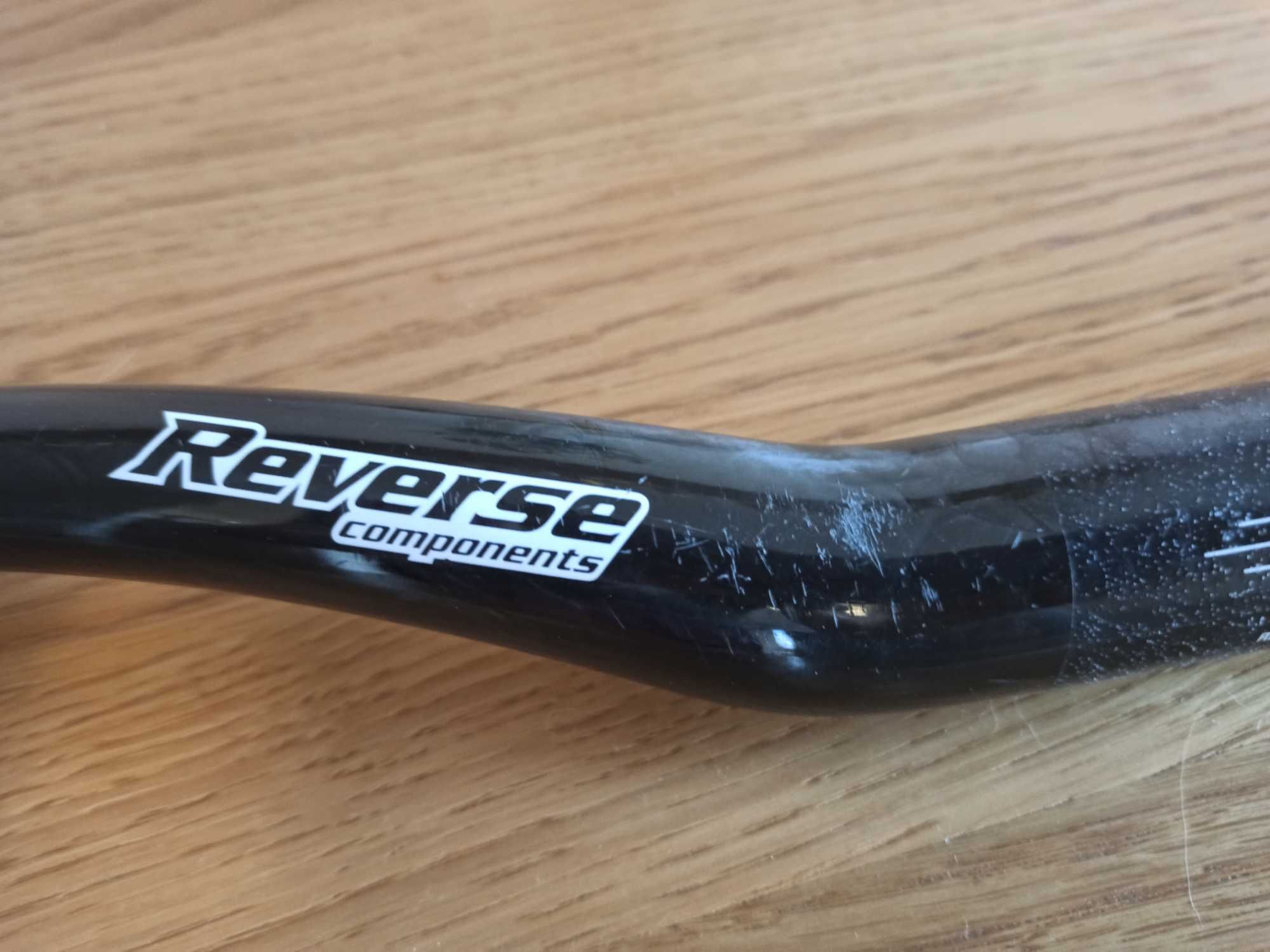 Kierownica Reverse RCC-810 DH Dif Carbon 31.8mm 25mm rise