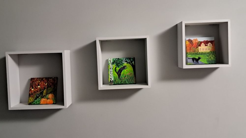 Maluję obrazy akrylem na papierze i płótnie