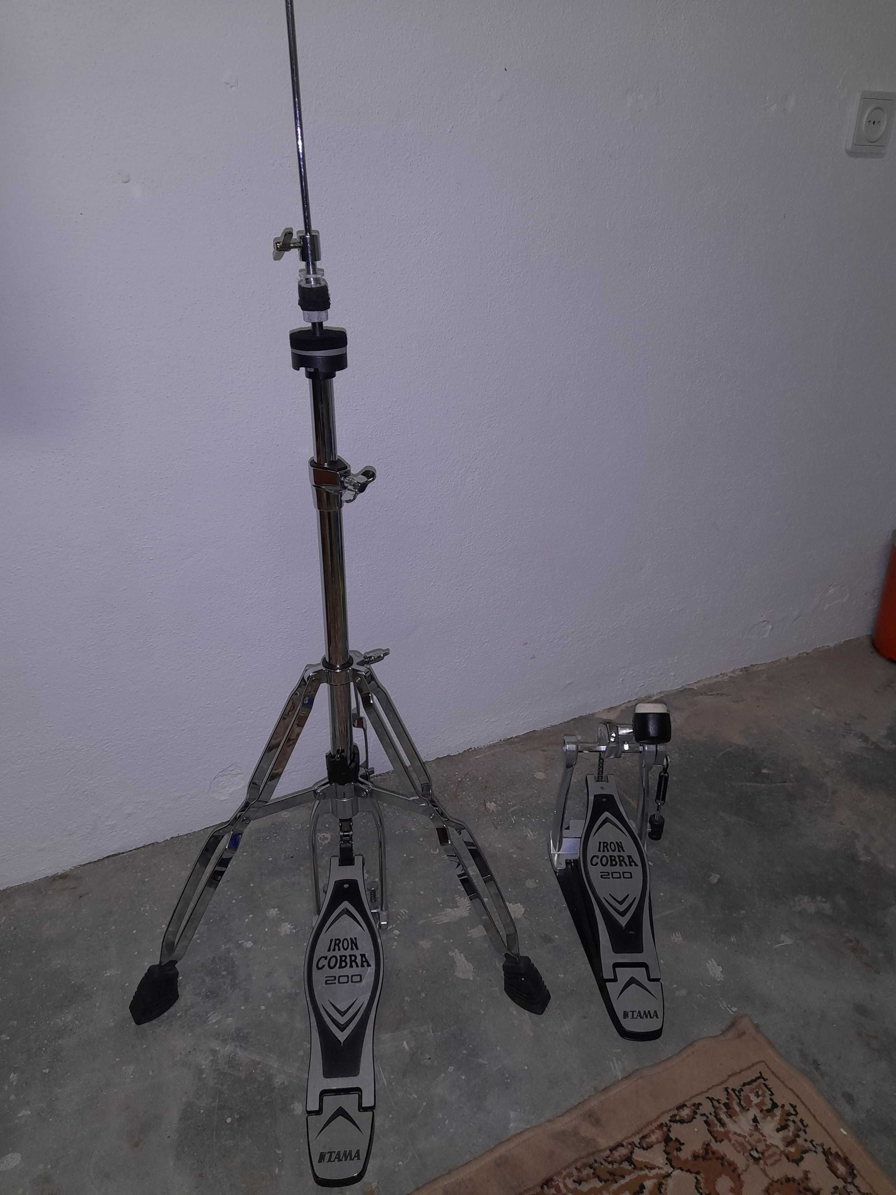 Suporte hi hats IRON COBRA 200 e pedal bombo IRON COBRA 200.