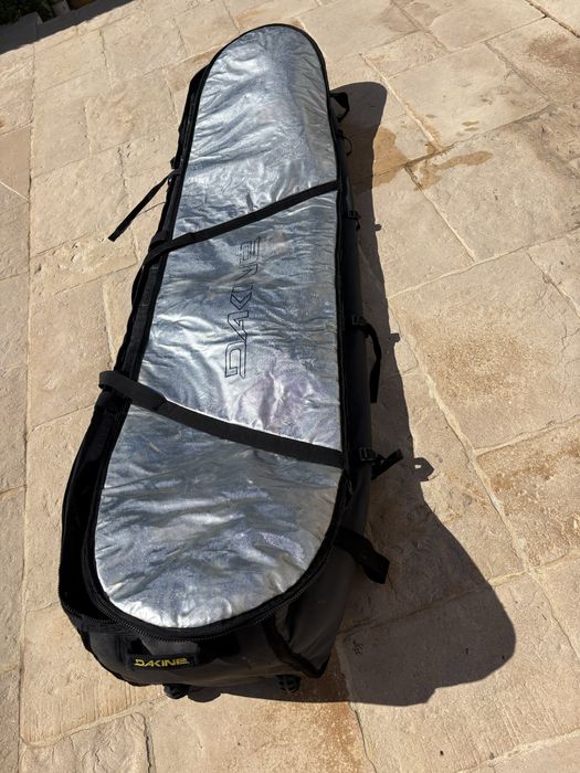 Capa Dakine para transporte de varias pranchas de surf
