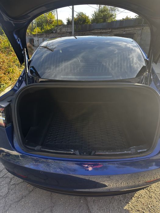 Продам Tesla Model 3 LR AWD
