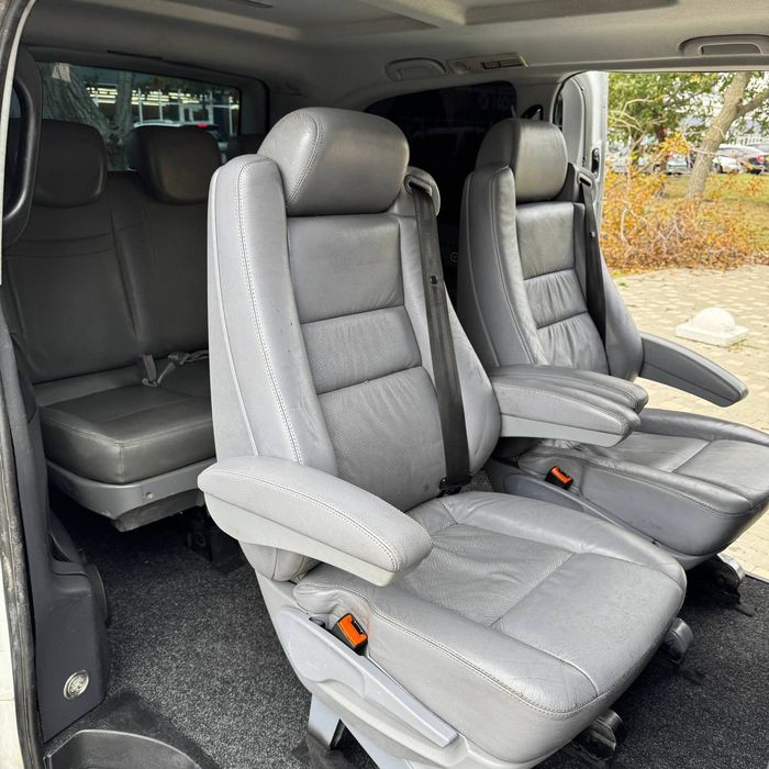 Продам Мерседес Вито Оригинальный салон 7+1