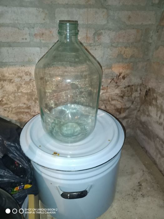 Бочки бутилі для вина