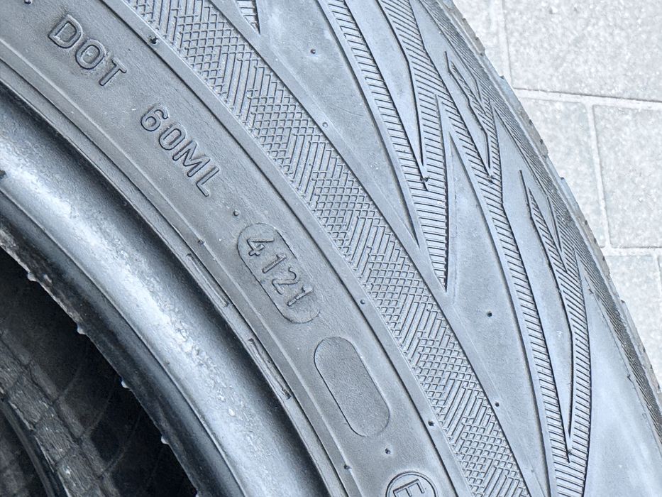 Шини 235/60/r18 зима Nokian 2021 року пара