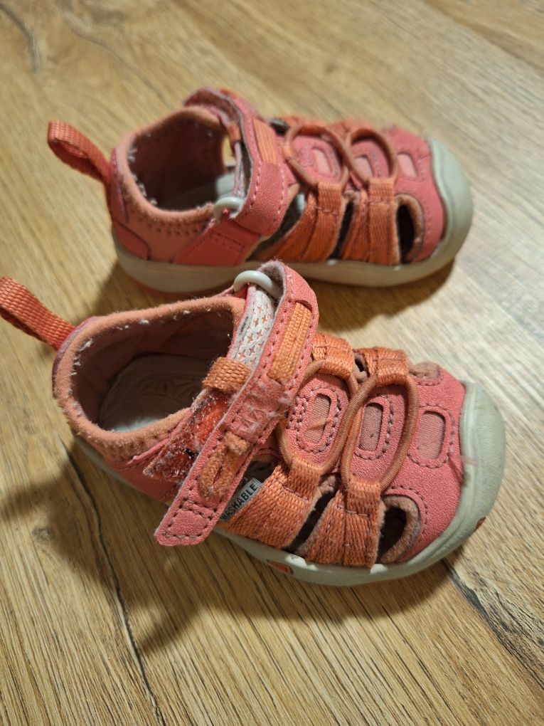 Sandałki Keen dla dziewczynki
