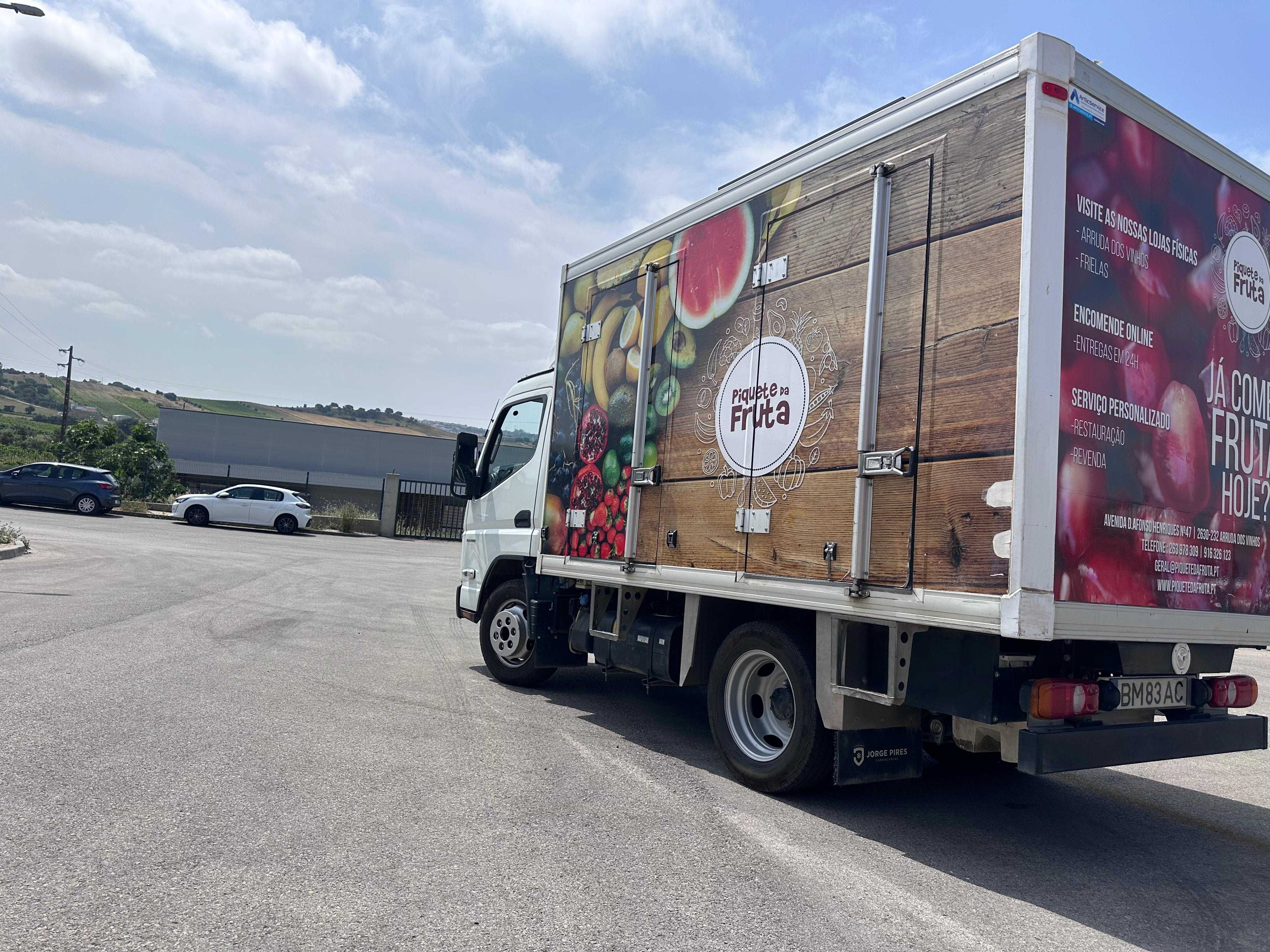 MITSUBISHI CANTER FUSO _Semi novo - Loja Móvel/Ambulante c/ CX. Frio
