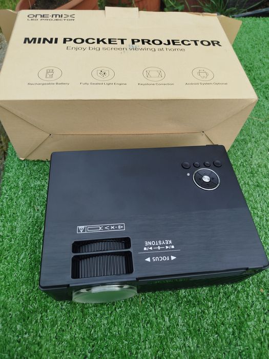 Okazja Projektor LED ONE MIX nowy