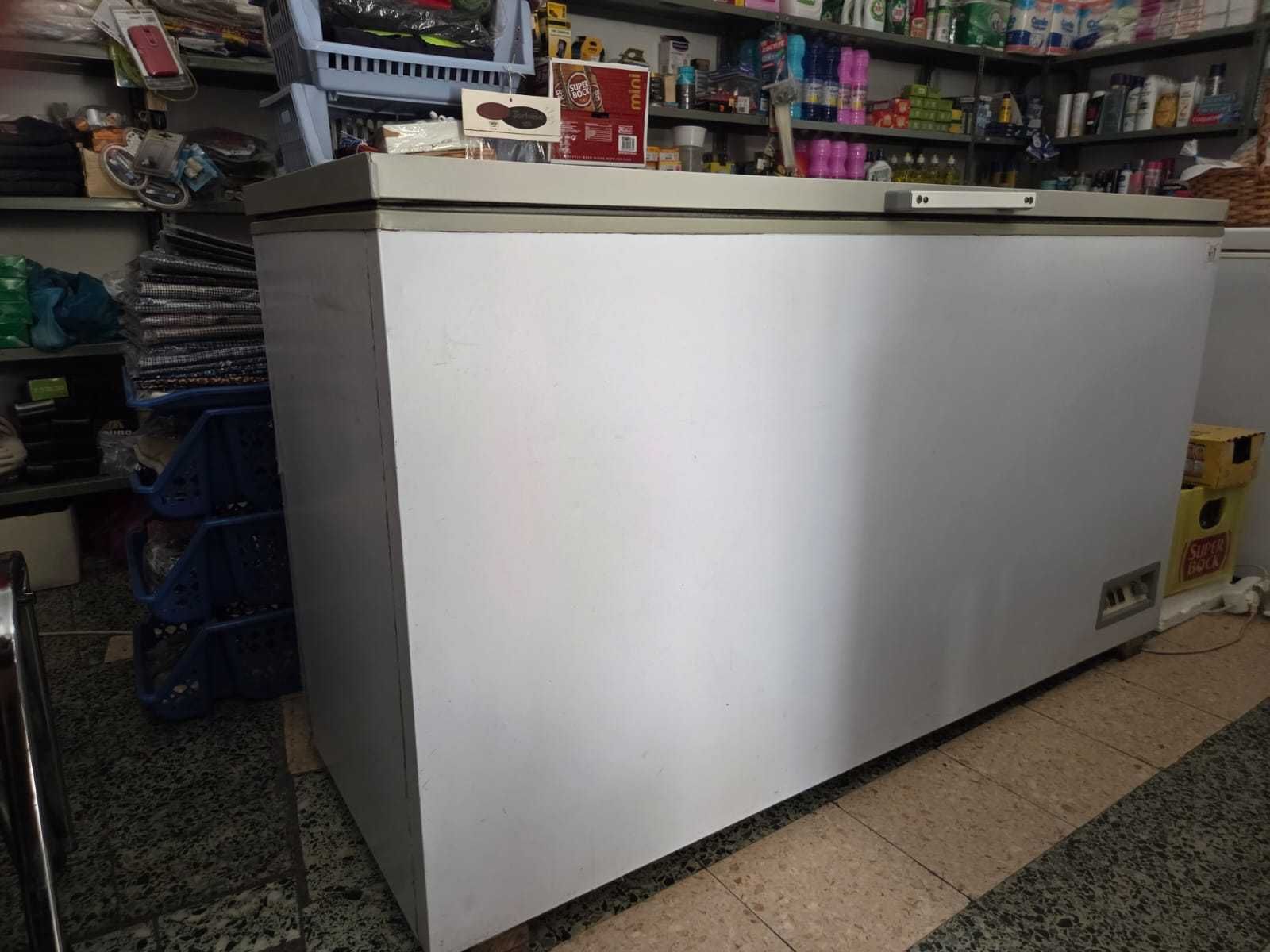 Vendo Arca Frigorífica modelo R134