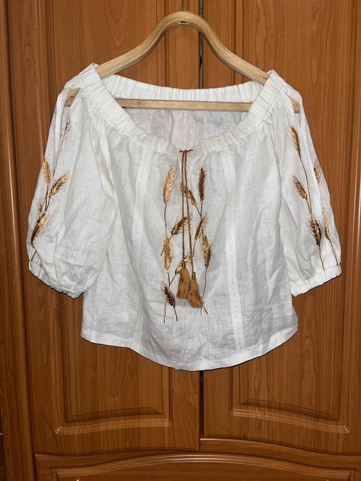 Вишиванка жіноча