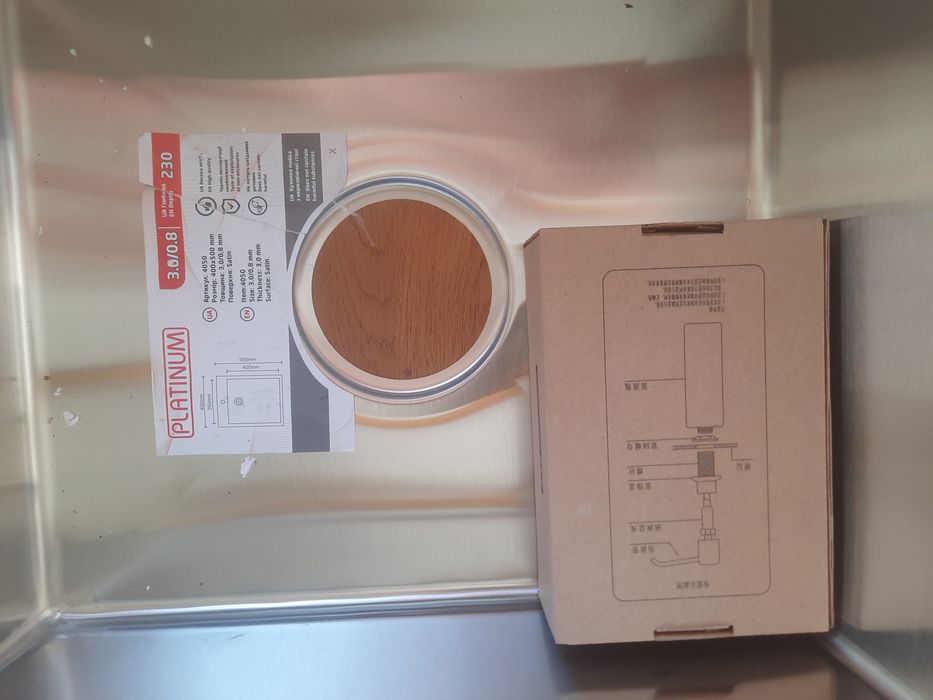 Мойка PLATINUM 400x500 нержавейка, новая в упаковке, комплектная