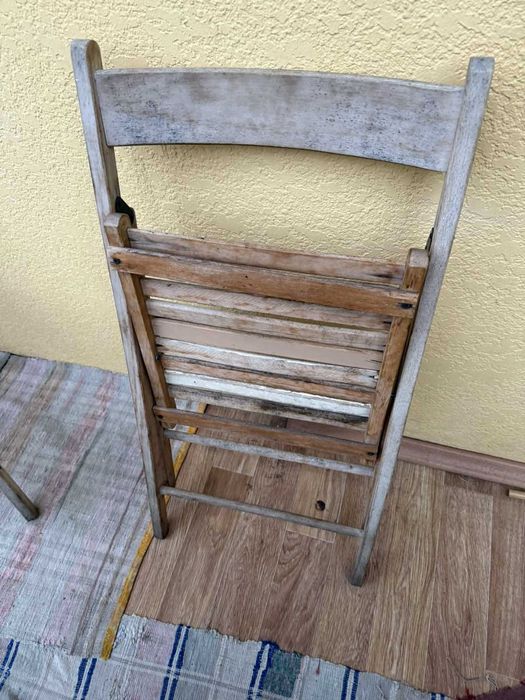 Стілець розкладний деревʼяний б/у