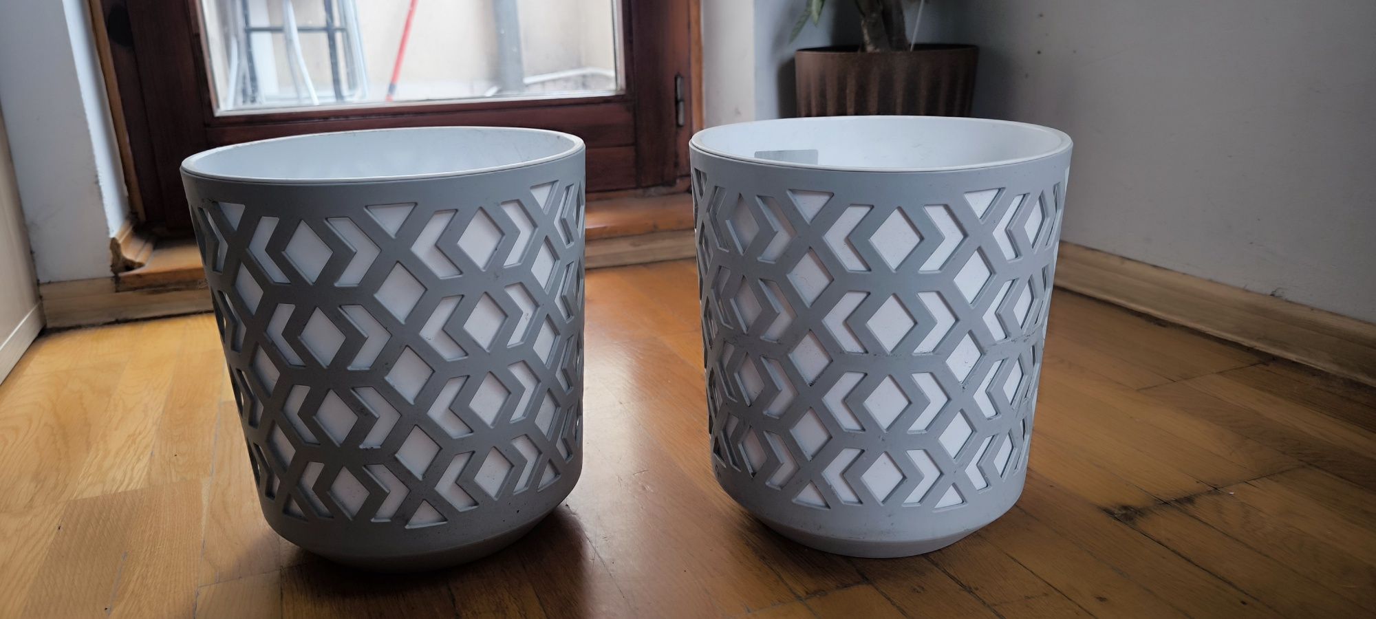 Doniczka plastikowa x 2