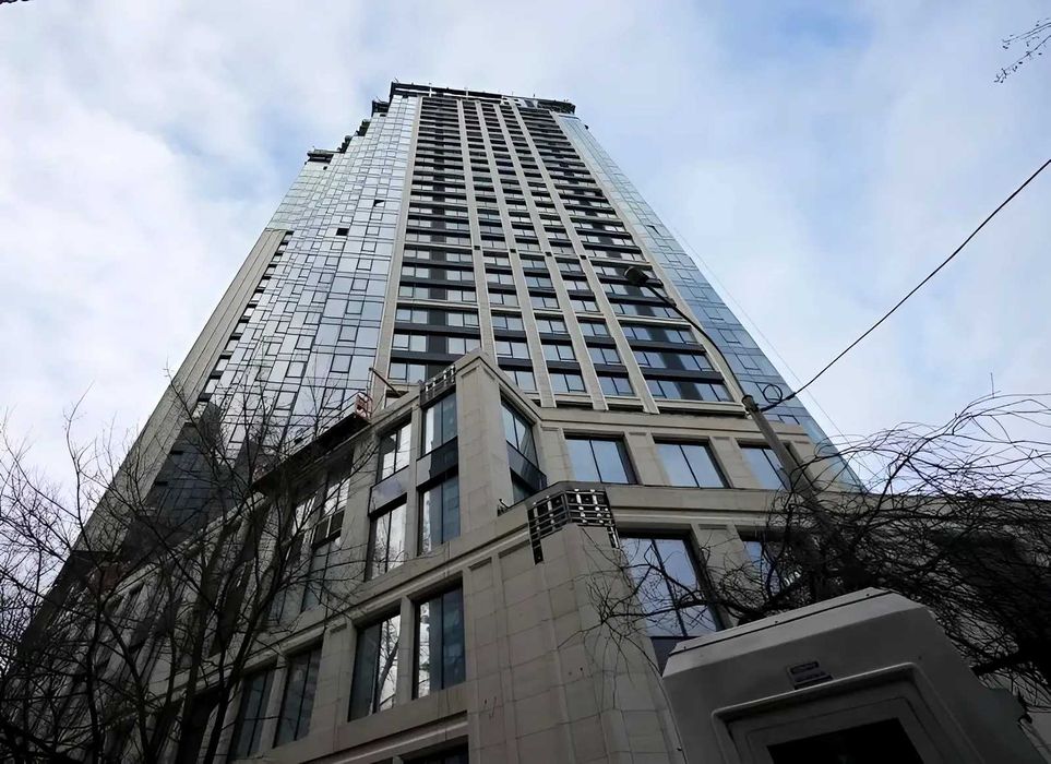 Власник 3к. 86м Антоновича Горького А136 Велика Васильківська Малевича