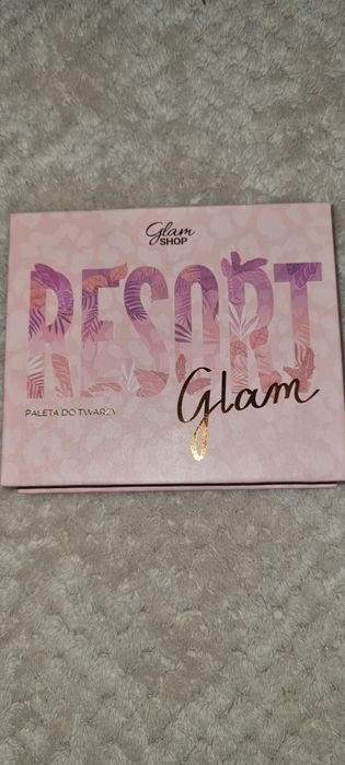 Paleta Glam Shop Resort