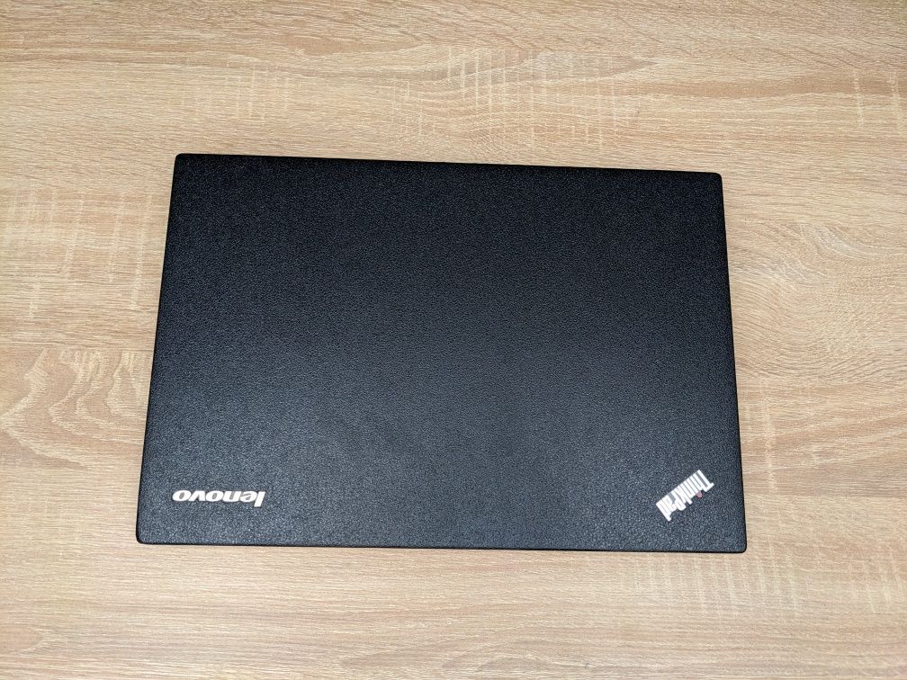 Ноутбук с Гарантией Lenovo x240