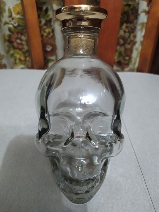 Графин Череп Штоф 400мл.состояние на фото 70 гривен