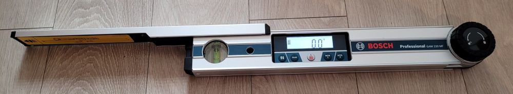 Poziomica kątowa BOSCH GAM 220 MF Professional