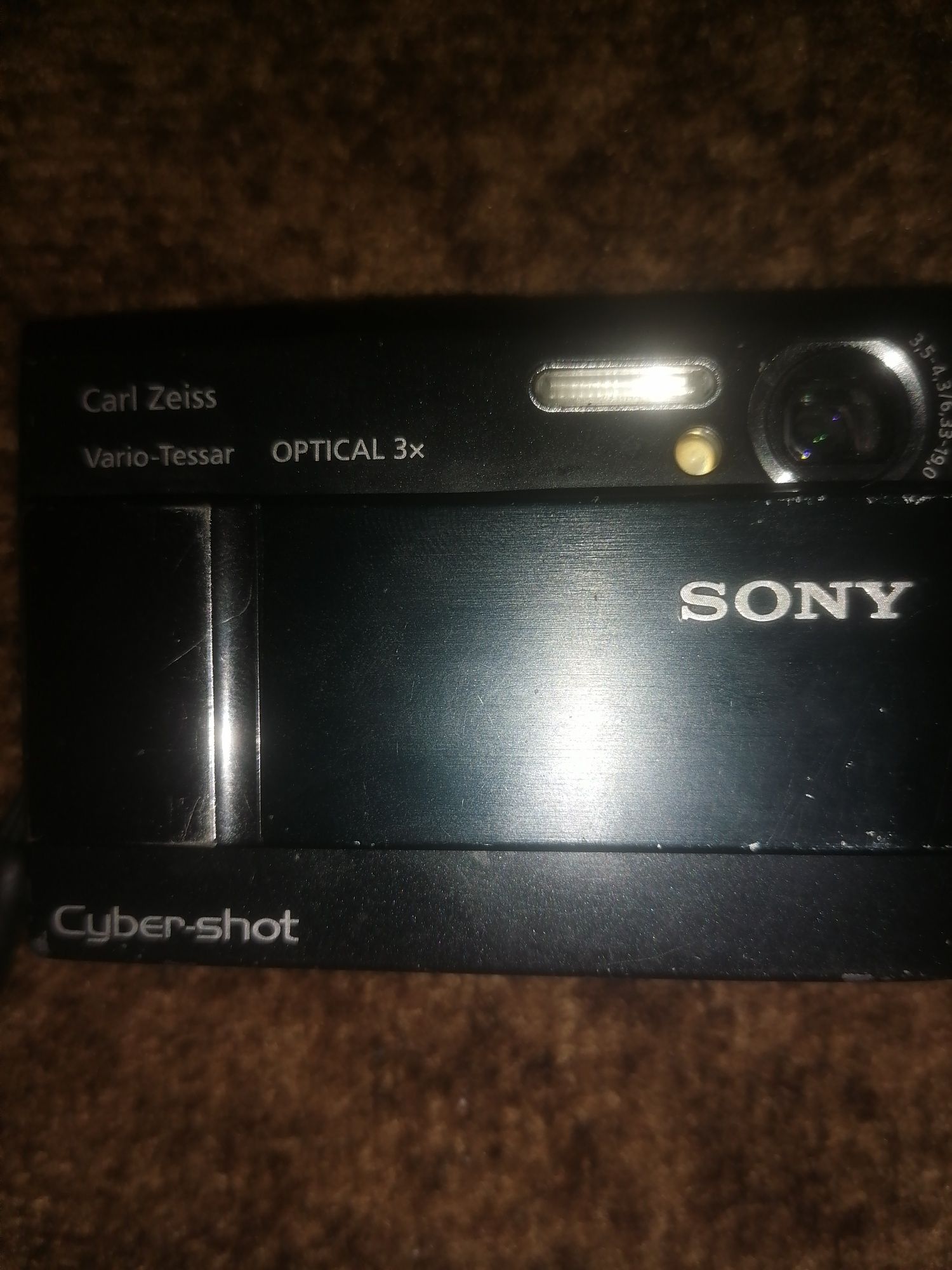 Дві Цифрові  камери Sony T10  і SONI  syber shot w90