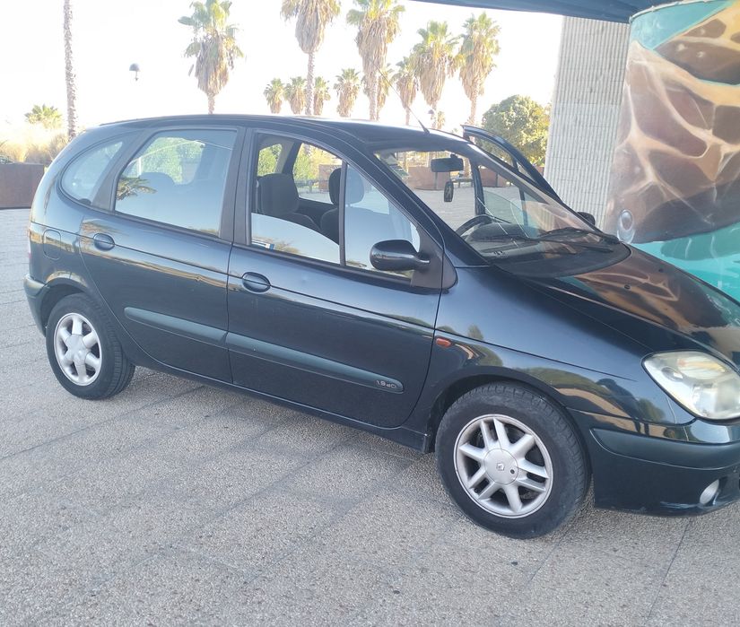Renault Scenic 1.9 DCI