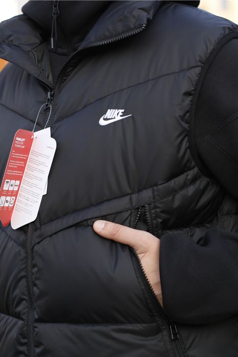 Жилетка Nike Storm-Fit Windrunner Primaloft безрукавка drill найк