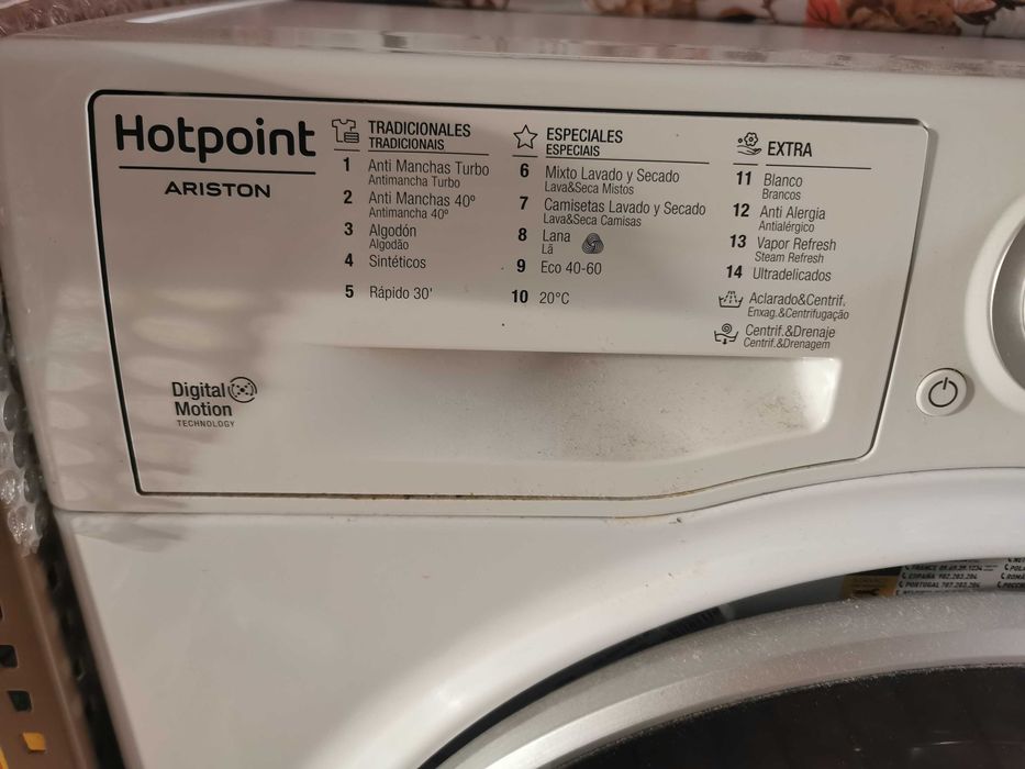 Máquina de LAVAR e SECAR roupa Ariston Hotpoint