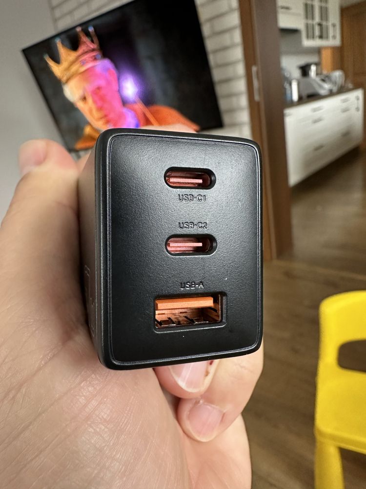 Ładowarka 67W 2x typ C i Usb A