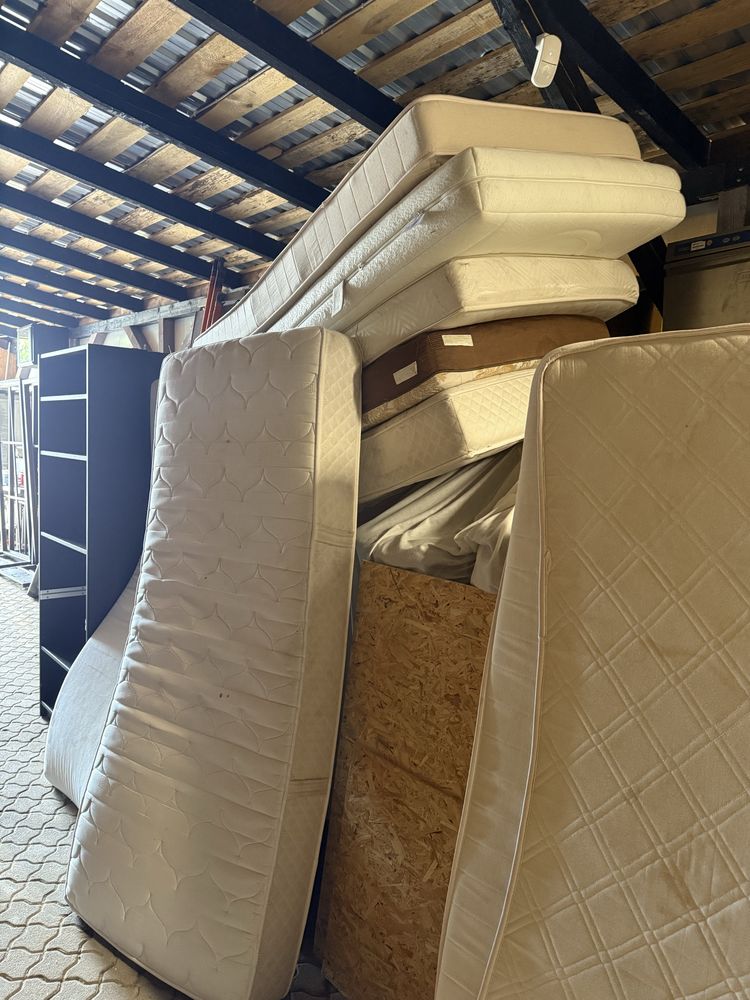 Materac materace 90 x 200 duża ilość uzywane sprężynowe gąbkowe różne