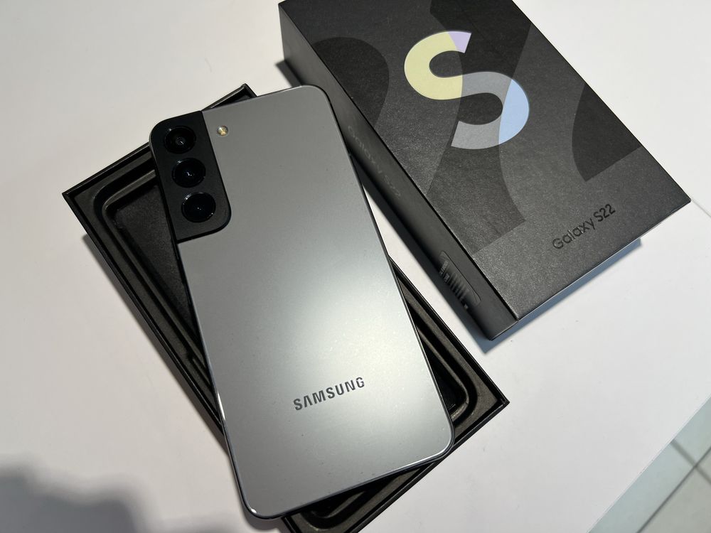 Samsung Galaxy S22 8/128 Graphite OKSIKOM Tecza