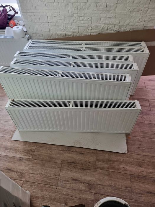 Sprzedam grzejniki cena za grzejnik podana w ogloszeniu