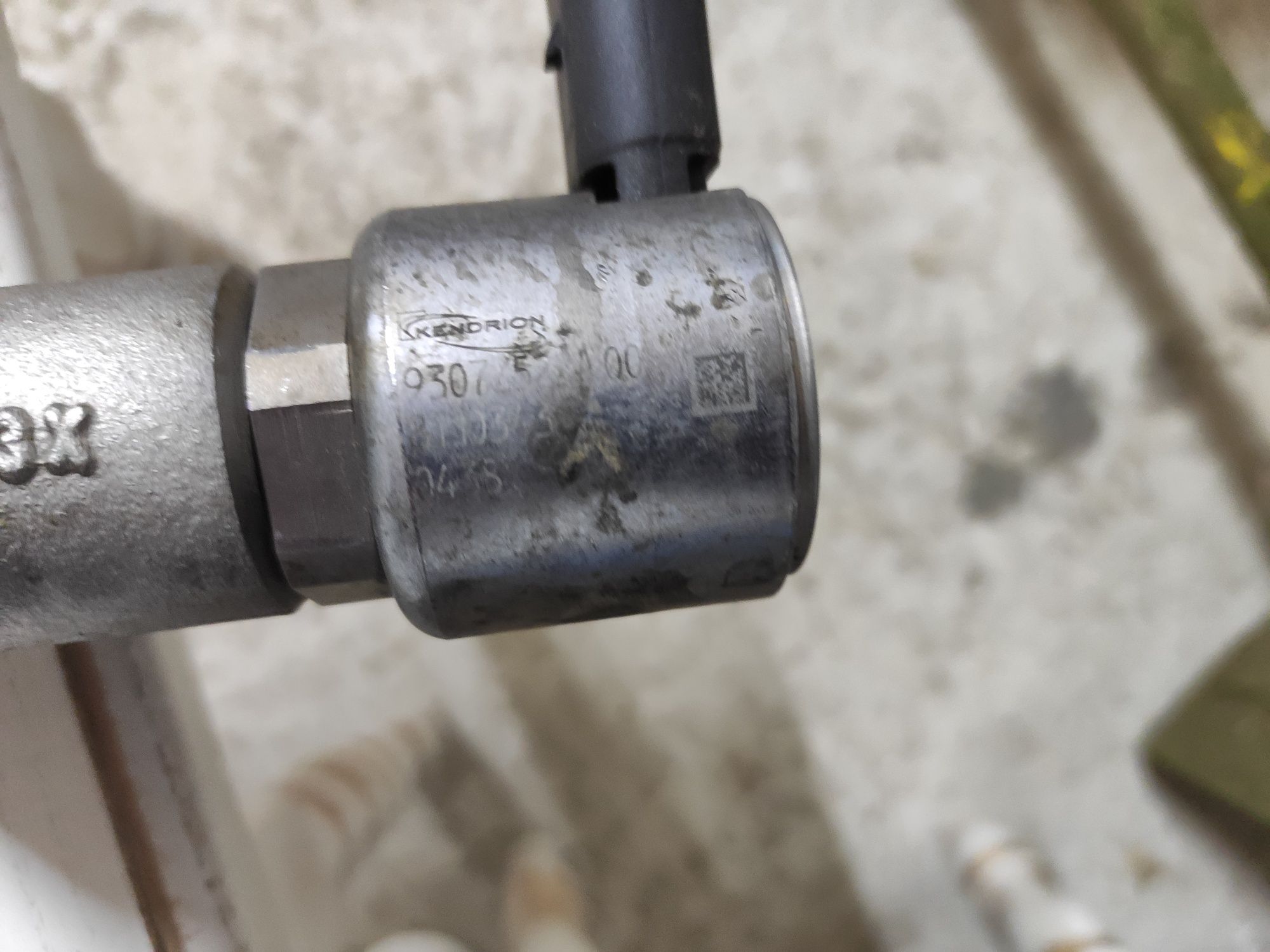 Паливна рейка mercedes 2.2, топливна рейка w212 om651, рампа