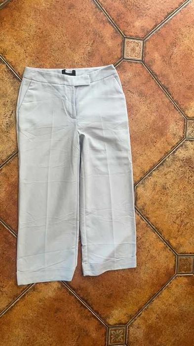 Spodnie szerokie błękitne kuloty 3/4