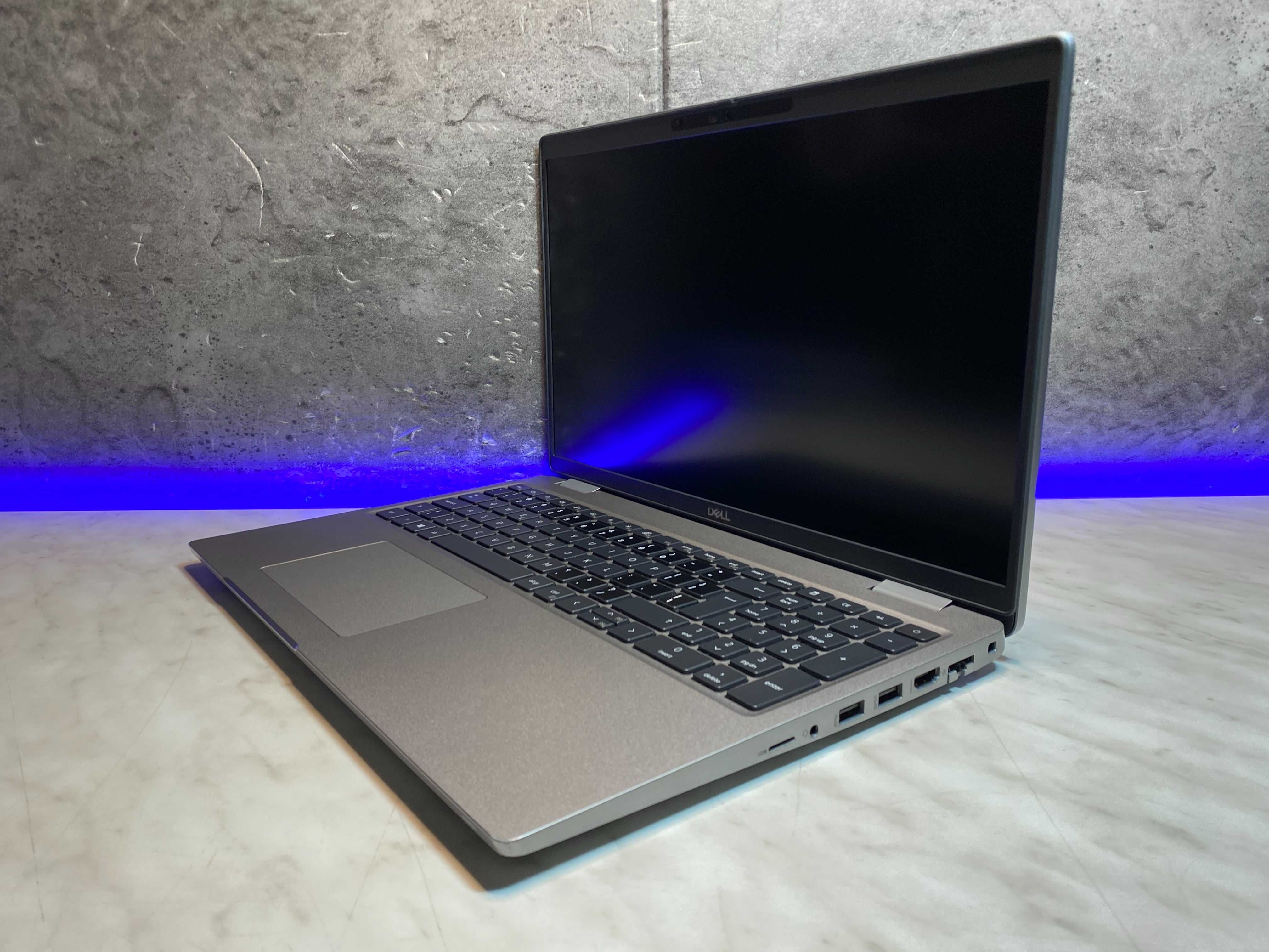 Dell Latitude 5520 | FHD | i7-1185G7 | 16GB DDR4 | 512GB SSD | W11 PRO