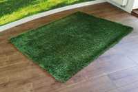 Sprzedam zielony, miękki dywanik 120 x 170 cm