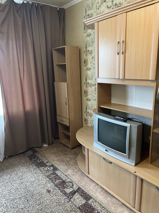 Сдам гостинку с удобствами по адресу Владислава Зубенко 31,5/5