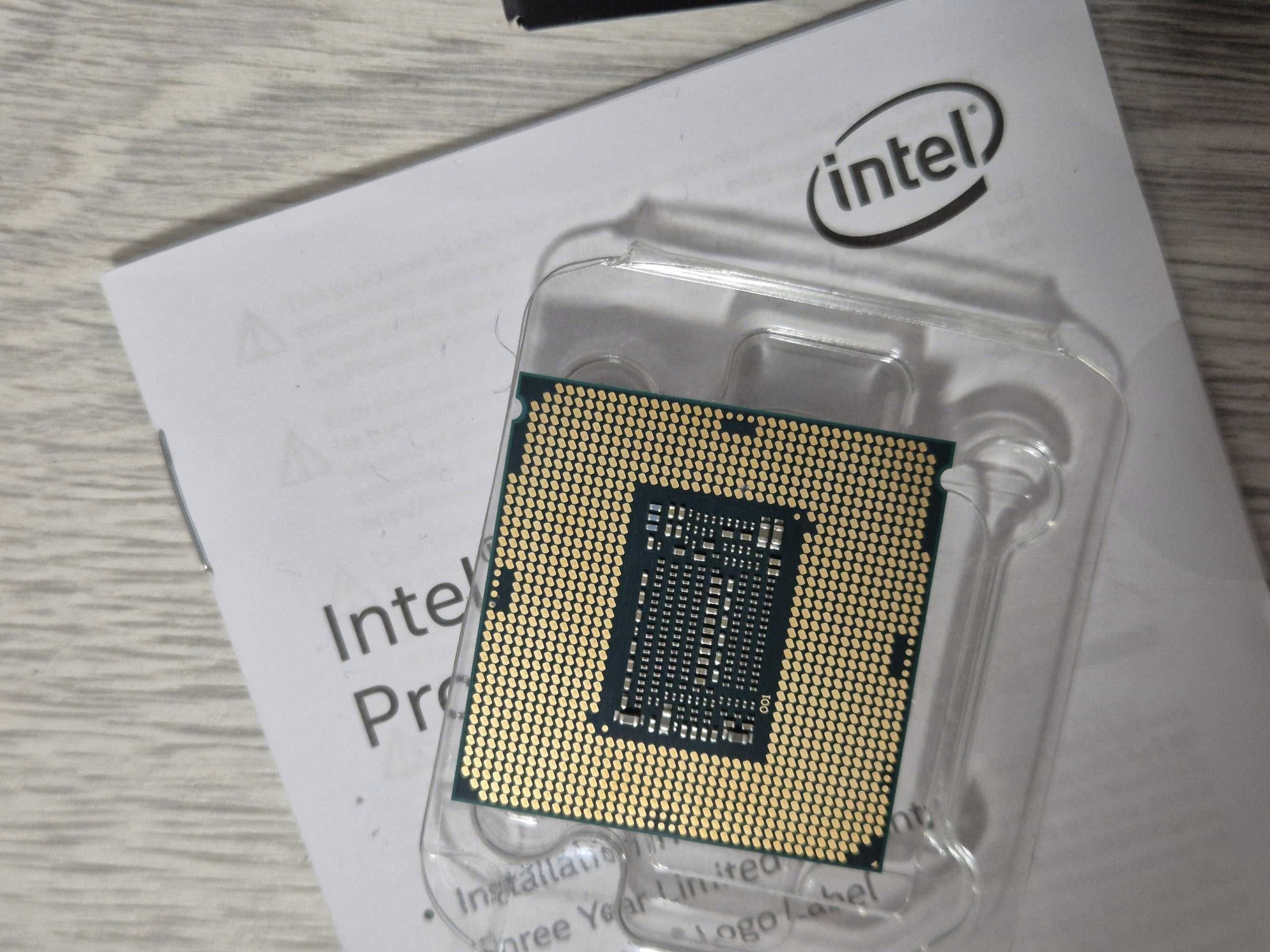 s1151v2 процесор Intel Core i7-8700K 6я\12п 4.7GHz з графікою. TradeIN