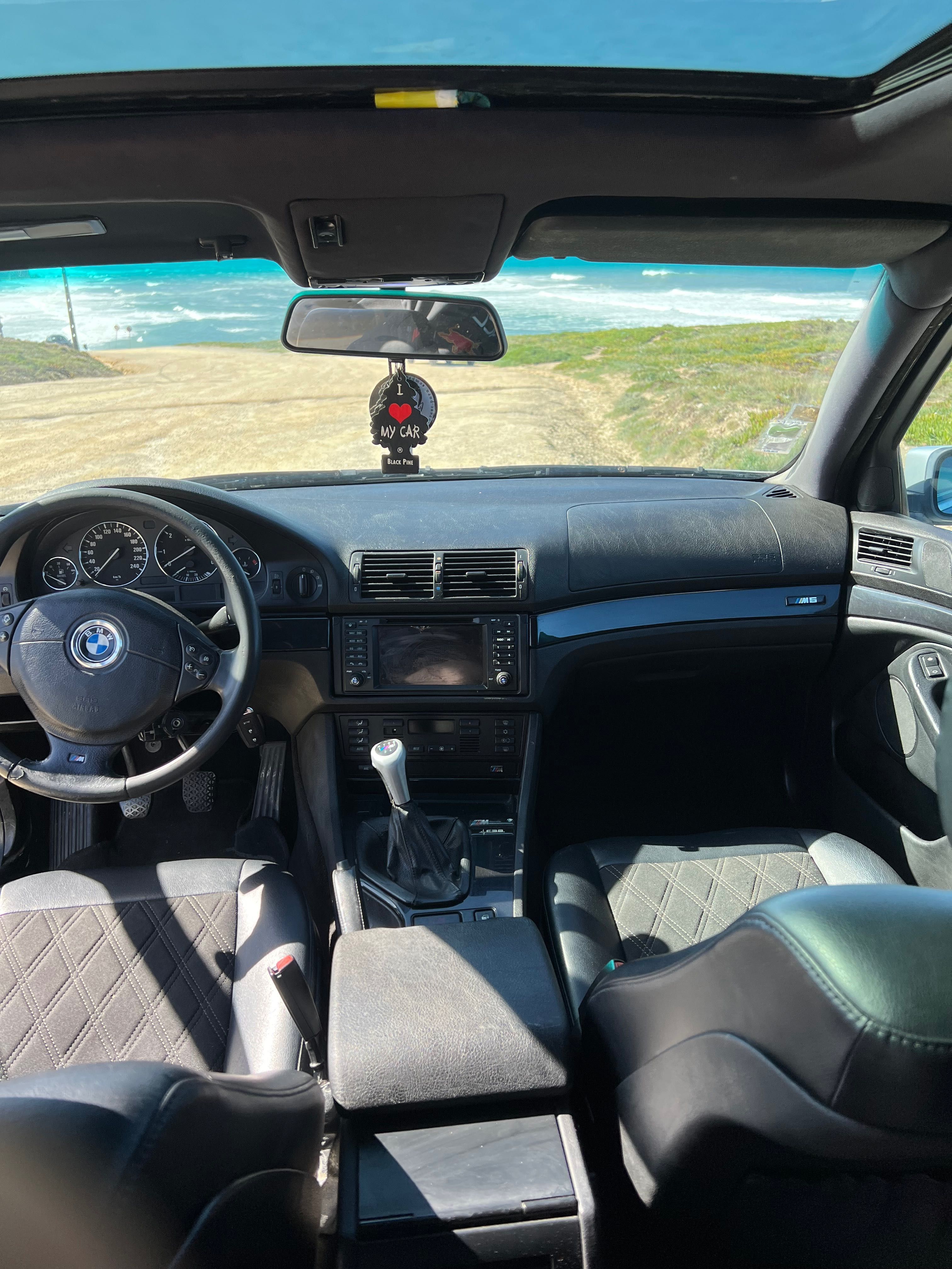 Vendo um BMW e39 de 1999