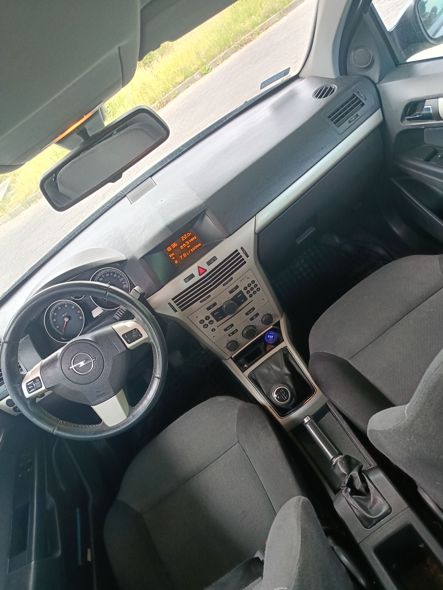 Opel Astra H!Poj.1.4!Rok 2007!Klima!Opłaty do 2026!