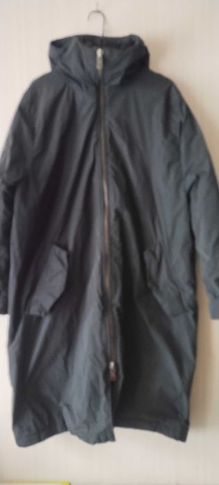 Тонкий,водонепроникний, жіночий пуховик h/m.