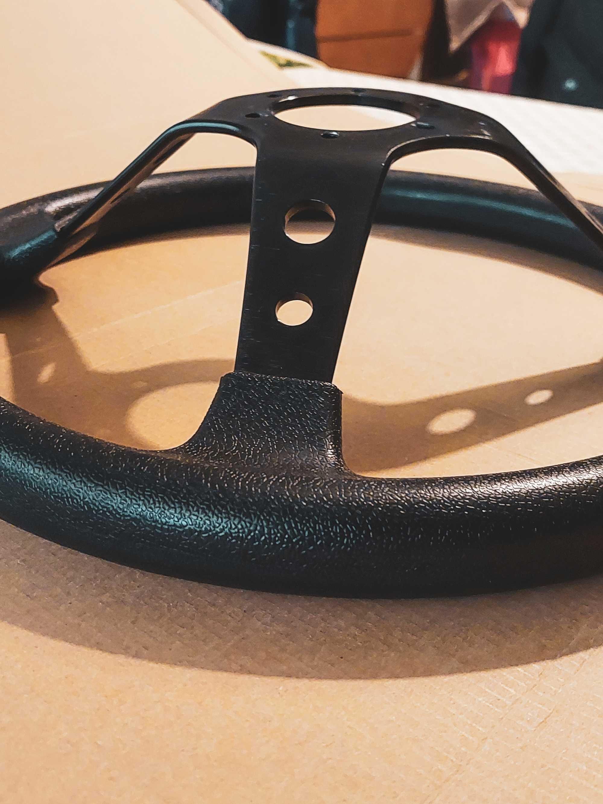 Volante e cubo clio mk1 furacao momo, deep dish