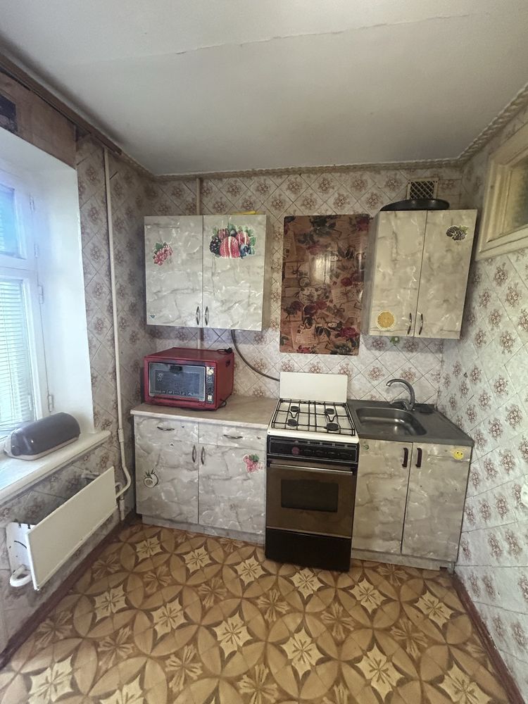 Продається 2 кк (м-н Соляні)