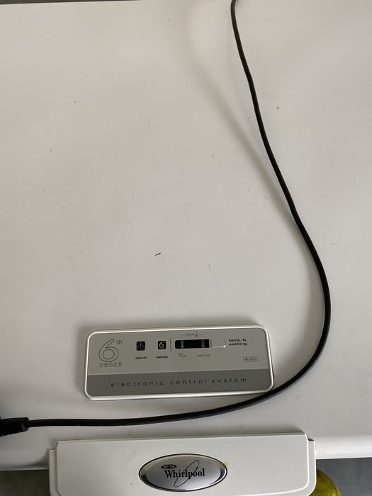 Arca congeladora whirlppoll 6 dendê