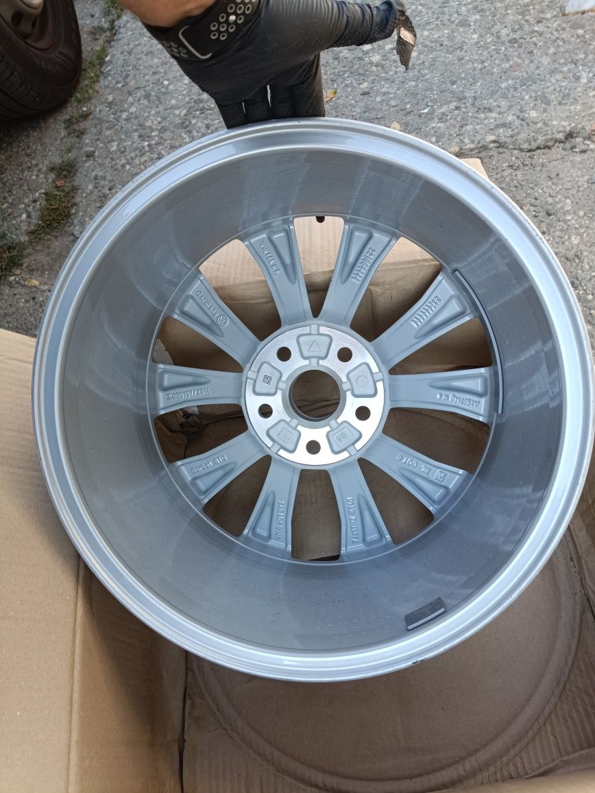 Volkswagen VW Tiguan 2 II 5na felga pojedyncza 17 cali et40 nowa orgin