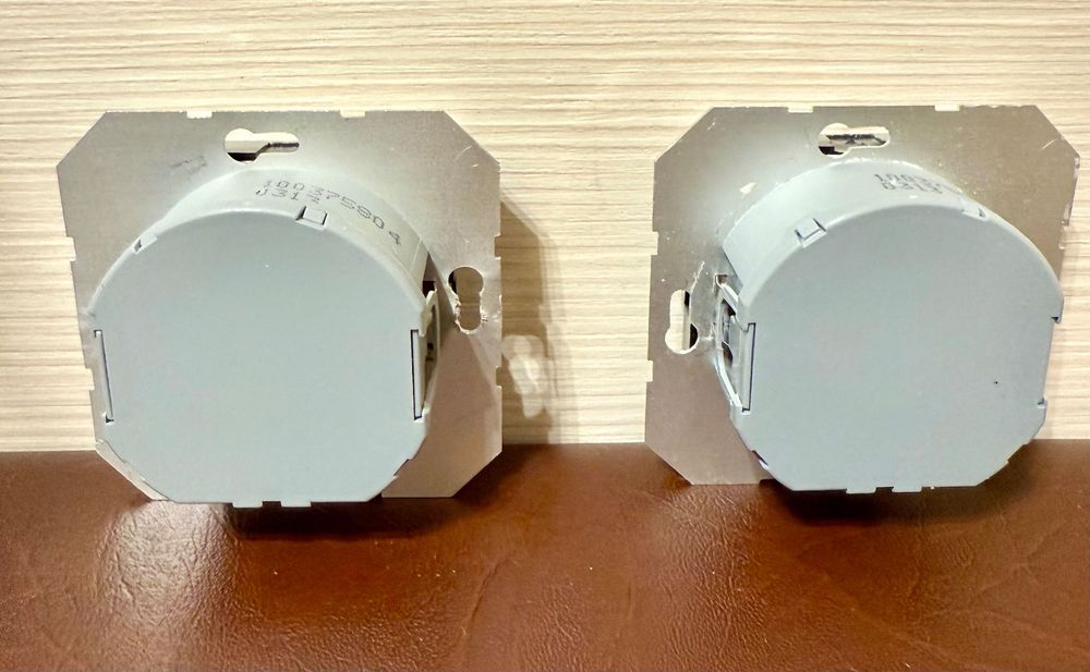GIRA Touchdimmer диммер 2000 0305 00 | сенсорная панель с памятью 2208