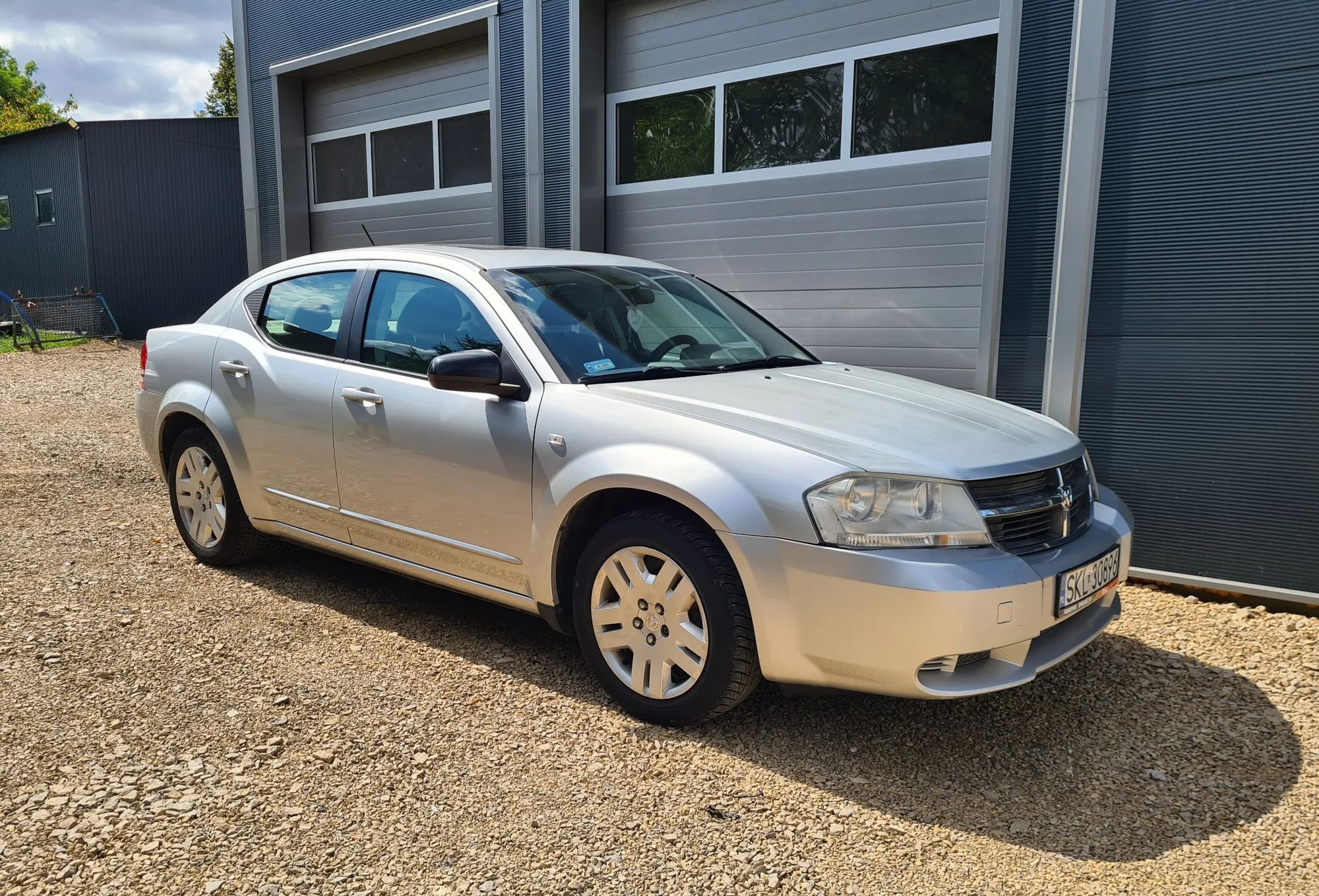 Dodge Avenger 2.0 140KM Szyberdach