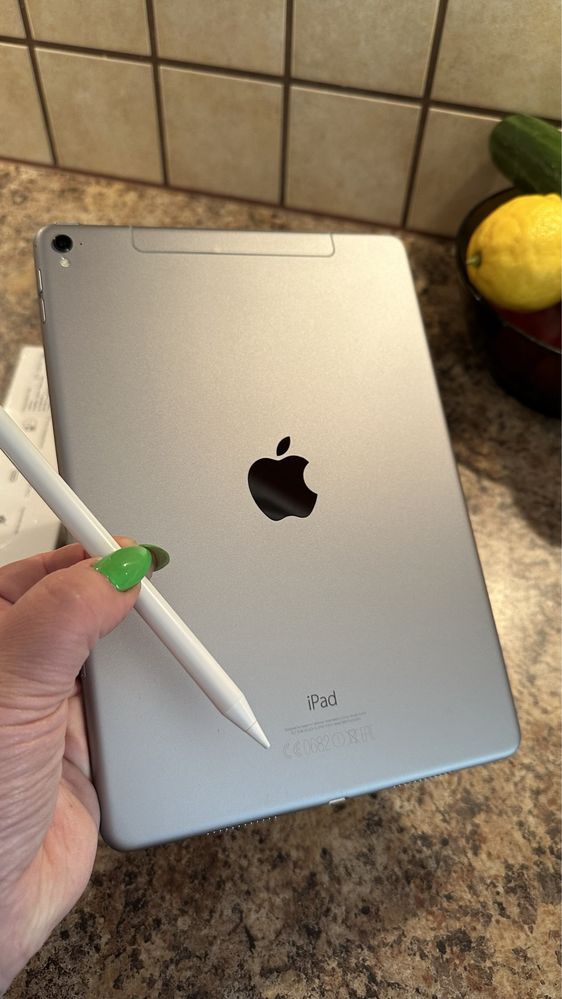 Tablet iPad Apple PRO - Touch ID - PROCREATE