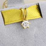 Złota zawieszka z brylantem 0.15ct 18K