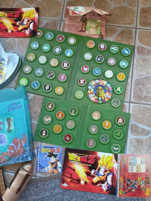 Albumy na naklejki chipicao,chio,dragon ball,Magiczne sztuczki,arena