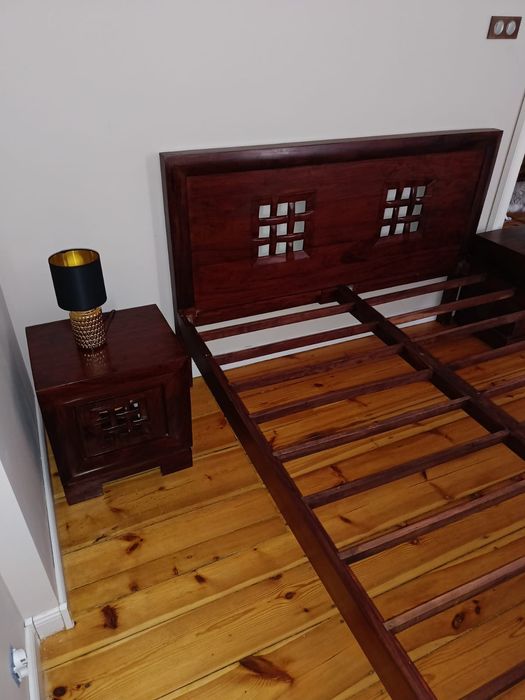 Łóżko i dwie szafki nocne,meble kolo + gratis używany materacnialne