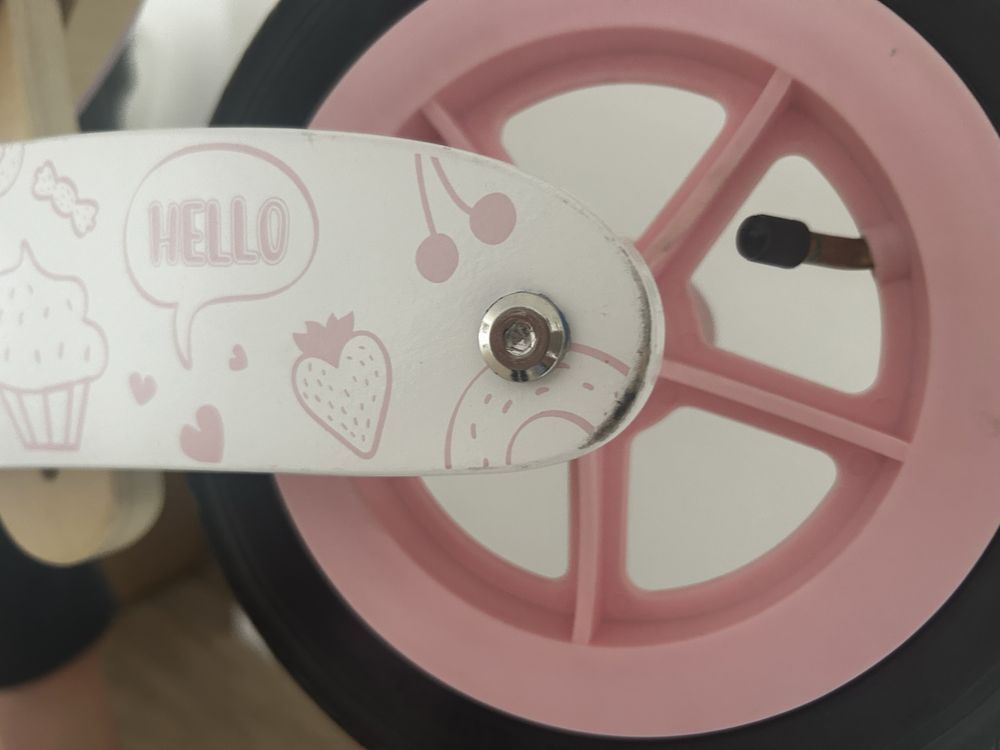 Bicicleta de madeira sem pedais em rosa da Eureka Kids
