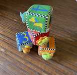 Conjunto didáctico para bebés (4 cubos)
